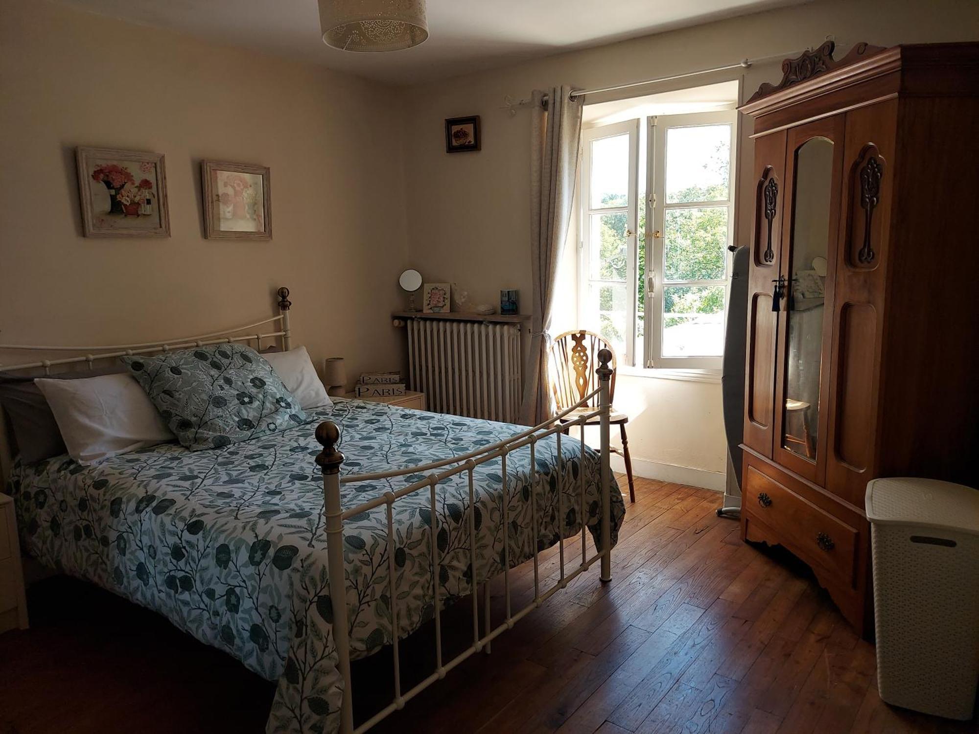 Charming Two Bedroom Gite With Beautiful Gardens Confolens Extérieur photo